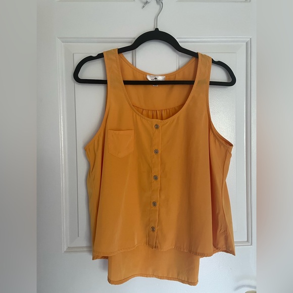 Iris Basic Tops - Iris Basic Sleeveless Yellow Tank Top